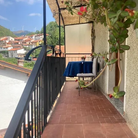 Ameglia Oda ve Kahvaltı