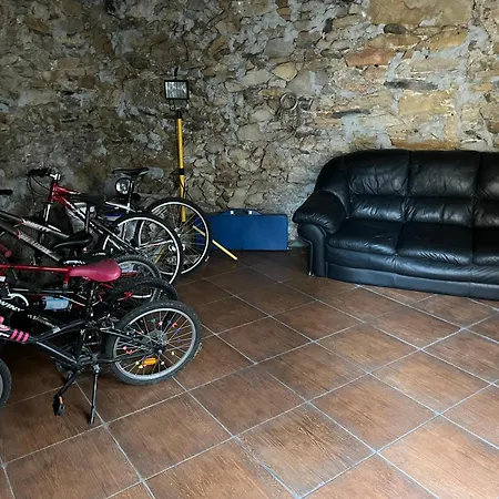 Oda ve Kahvaltı Ameglia 4*