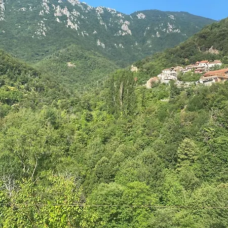Ameglia Bed & Breakfast 4*