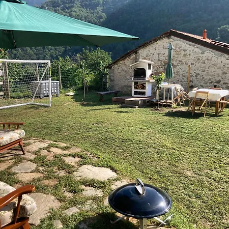 Oda ve Kahvaltı Ameglia 4*