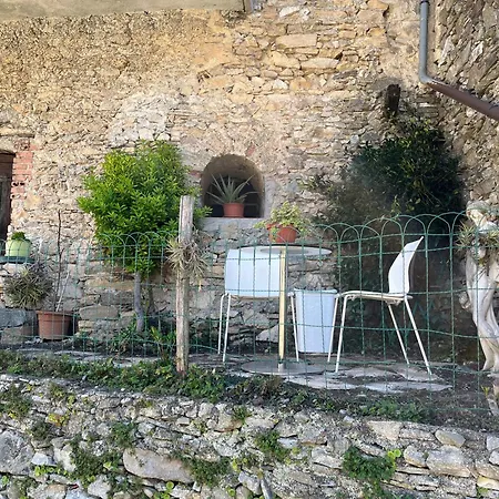 Couette-café Ameglia Garessio