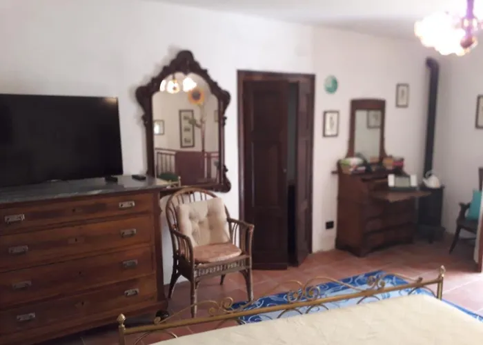 Ameglia Bed & Breakfast 4*