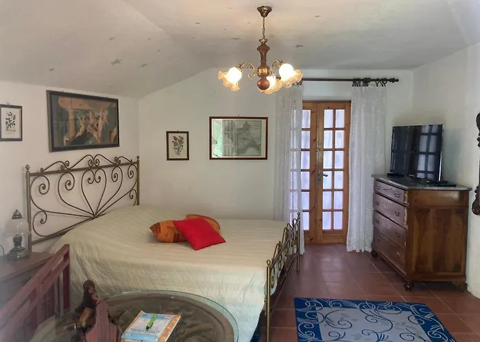 Ameglia Bed & Breakfast Garessio